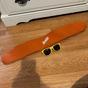 🔴 Sunkist Can Sling Bag & Sunglasses